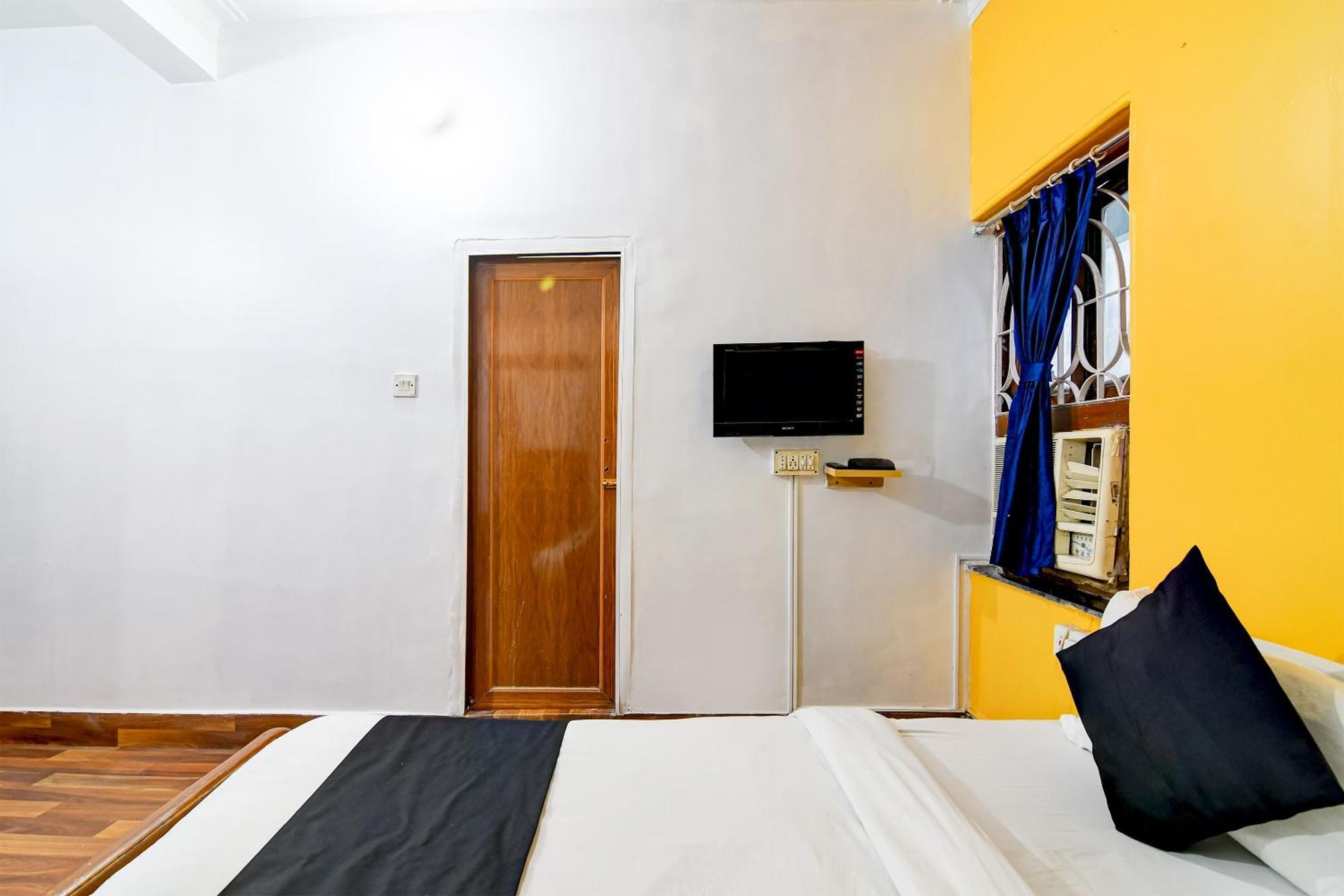 Brill Rooms Near City Centre Metro Station Kolkata Eksteriør bilde